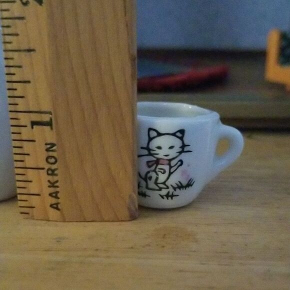 VTG 50’s Child’s Ceramic Tea Set, Cute Girl & Kitten Design - Picture 10 of 10